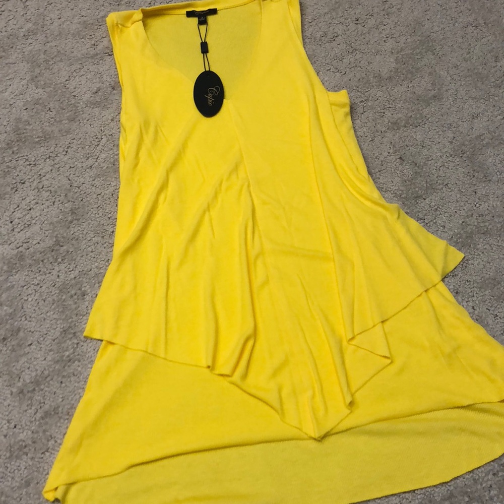 A top that’s as bright as the ☀️